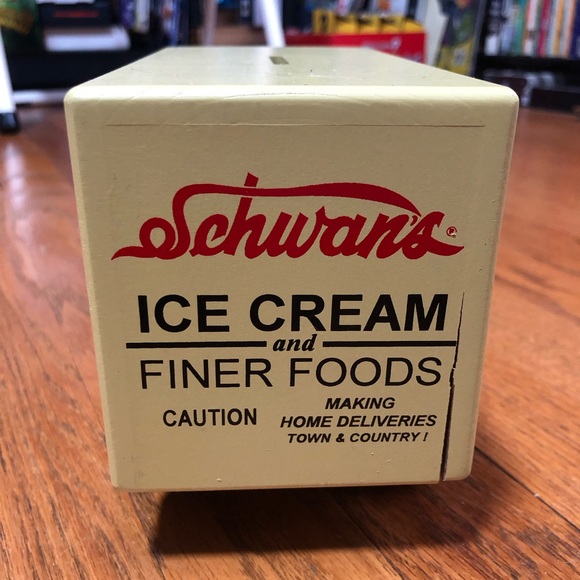 RARE Vintage SCHWANS Ice Cream & Finer Foods Movable Truck Piggy Bank - Picture 7 of 11